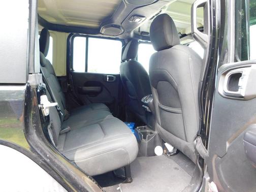 Black Clearcoat 2018 Jeep Wrangler Unlimited Sport