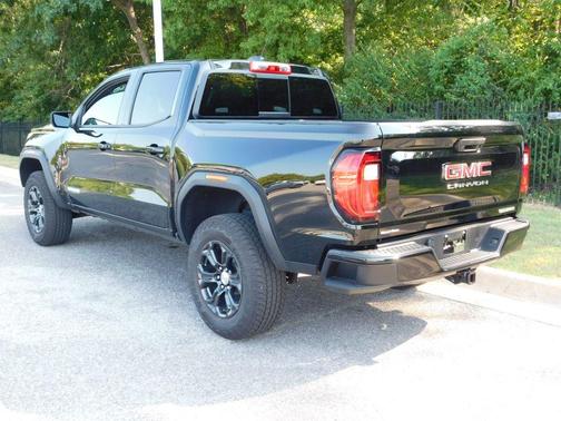 Onyx Black 2024 GMC Canyon Elevation