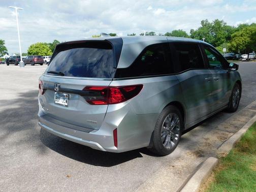 2025 Honda Odyssey Touring