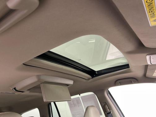 2022 Honda Pilot Touring 7-Passenger