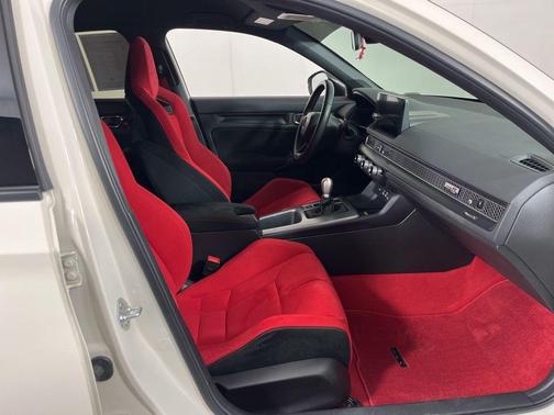 2023 Honda Civic Type R Base