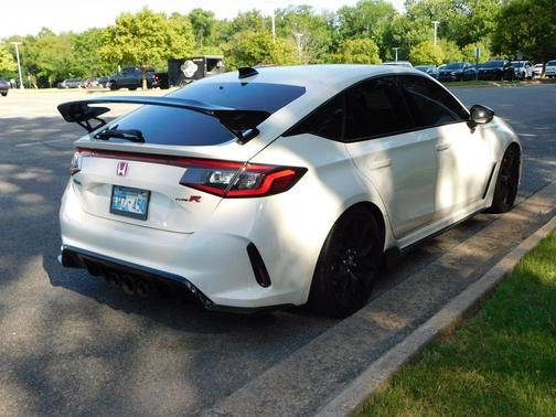 2023 Honda Civic Type R Base