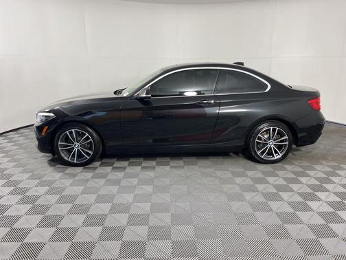 2018 BMW 230 i