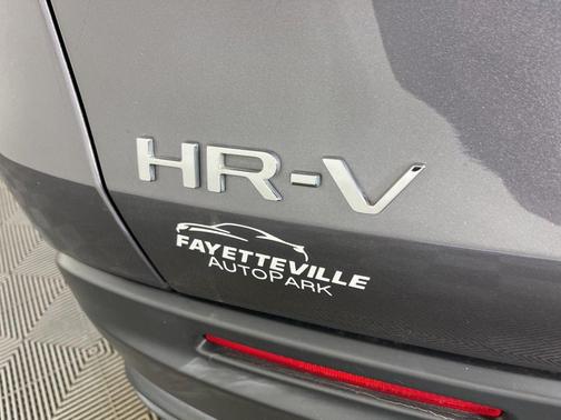 Modern Steel Metallic 2023 Honda HR-V LX
