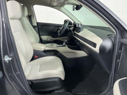 Modern Steel Metallic 2023 Honda HR-V LX