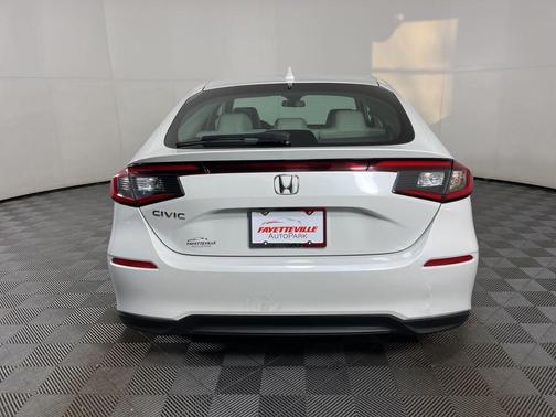 2023 Honda Civic EX-L