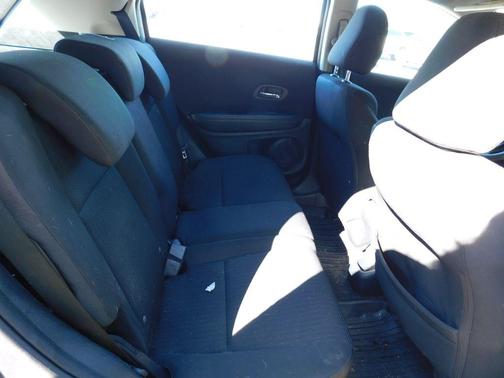 Modern Steel Metallic 2018 Honda HR-V LX