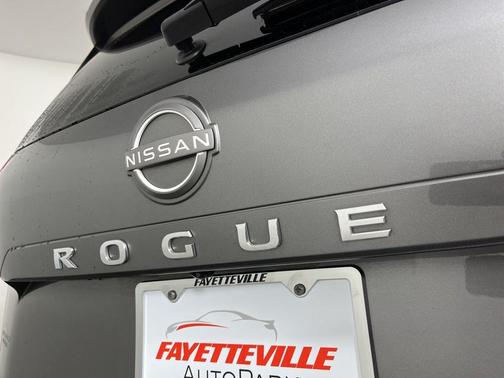 2022 Nissan Rogue Platinum