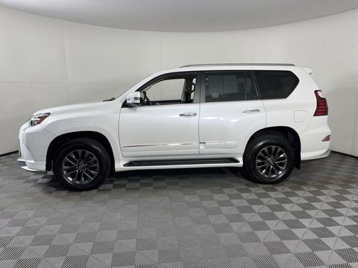 2017 Lexus GX 460 Base