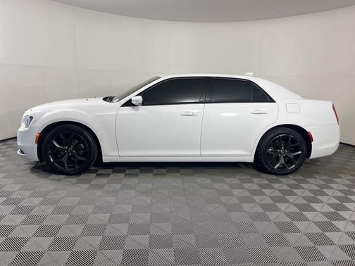 2021 Chrysler 300 S