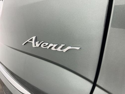 2022 Buick Enclave Avenir