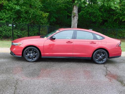 Radiant Red Metallic 2025 Honda Accord SE