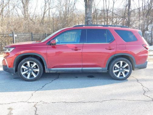 2025 Honda Pilot Touring