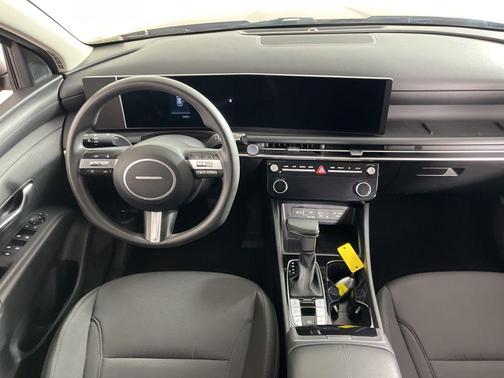 Red 2025 Hyundai TUCSON SEL