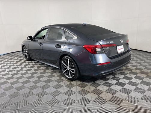 2022 Honda Civic Touring