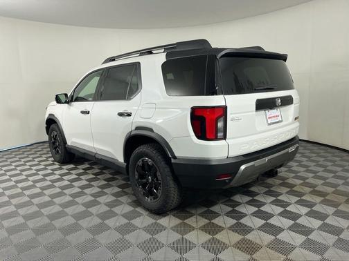 Platinum White Pearl 2026 Honda Passport TrailSport Elite