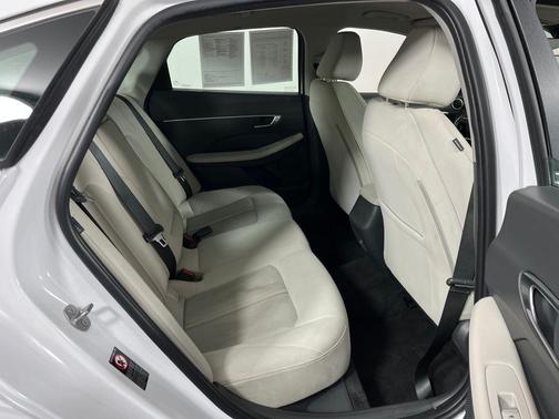Hyper White 2023 Hyundai SONATA SEL