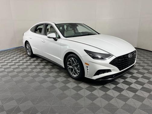 Hyper White 2023 Hyundai SONATA SEL