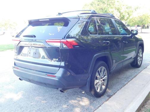 Midnight Black Metallic 2020 Toyota RAV4 XLE Premium