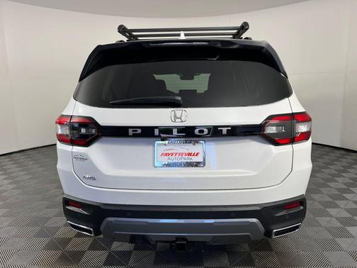 Platinum White Pearl 2026 Honda Pilot EX-L