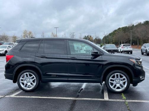 Crystal Black Pearl 2025 Honda Passport EX-L