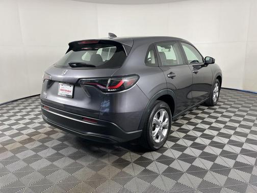 Modern Steel Metallic 2023 Honda HR-V LX