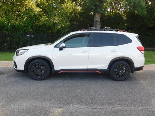 Crystal White Pearl 2021 Subaru Forester Sport