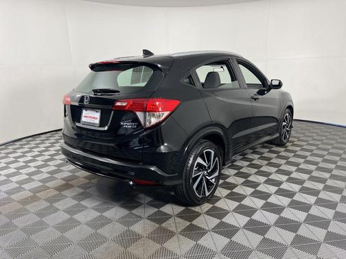 Crystal Black Pearl 2019 Honda HR-V Sport
