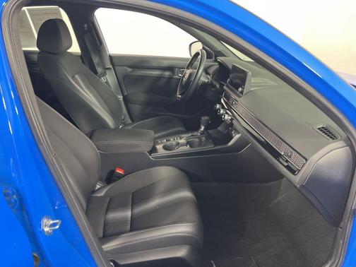 Boost Blue Pearl 2022 Honda Civic Sport