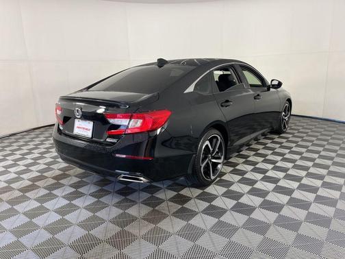 2022 Honda Accord Sport SE