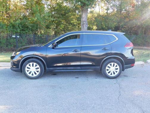 2020 Nissan Rogue S
