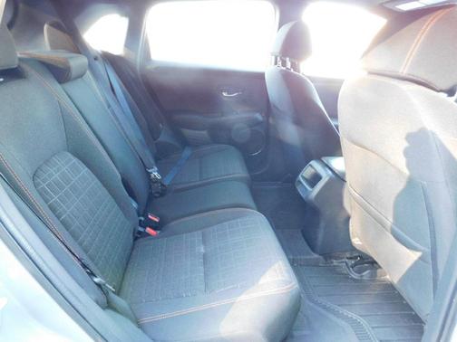 Urban Gray Pearl 2023 Honda HR-V Sport