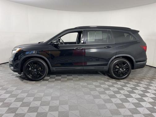 2022 Honda Pilot Black Edition
