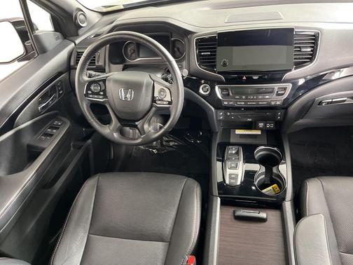 2022 Honda Pilot Black Edition