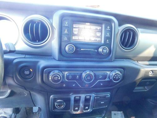 2018 Jeep Wrangler Sport