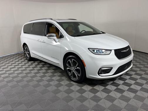 2022 Chrysler Pacifica Pinnacle