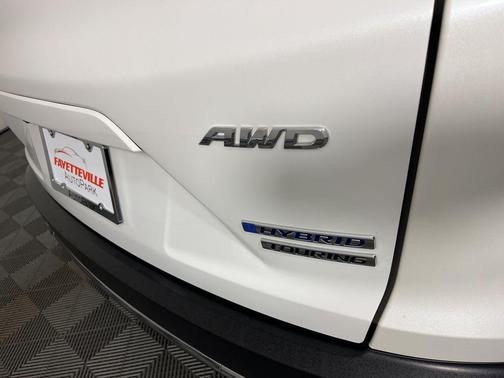 2022 Honda CR-V Hybrid Touring