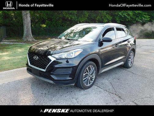 Black Noir Pearl 2021 Hyundai TUCSON SEL