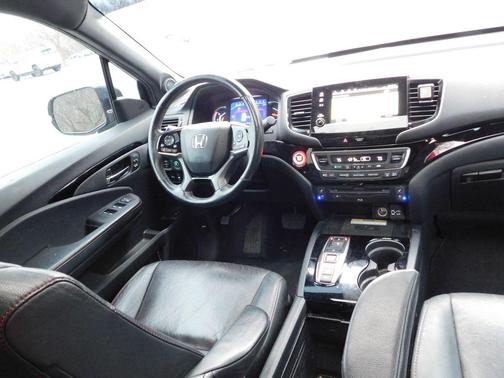 2020 Honda Pilot Black Edition