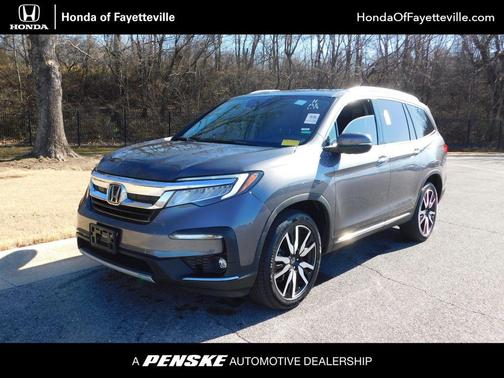 2022 Honda Pilot Touring 7-Passenger