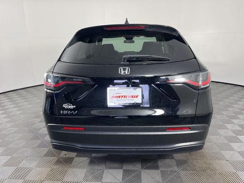 2026 Honda HR-V LX