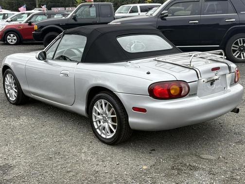 2000 Mazda MX-5 Miata LS