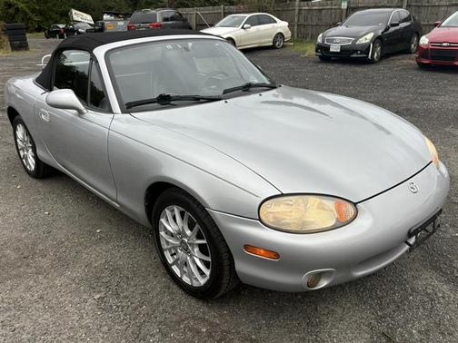 2000 Mazda MX-5 Miata LS