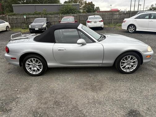 2000 Mazda MX-5 Miata LS