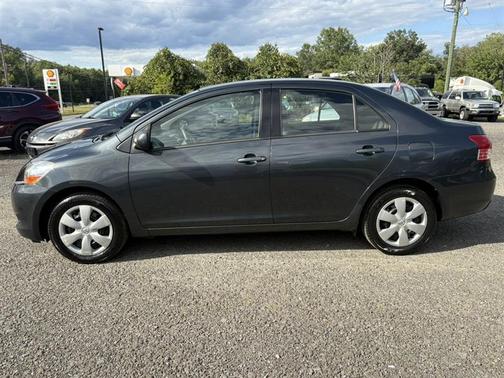 2008 Toyota Yaris Base
