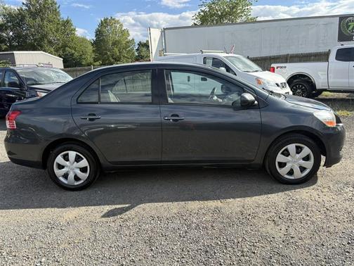 2008 Toyota Yaris Base