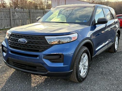 2022 Ford Explorer BASE