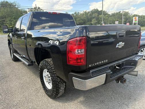 2009 Chevrolet Silverado 2500 LT Crew Cab