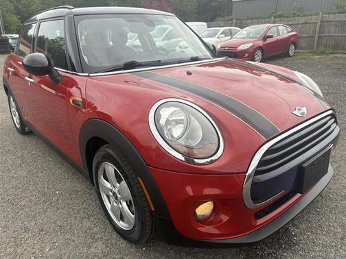 2016 MINI Hardtop Cooper
