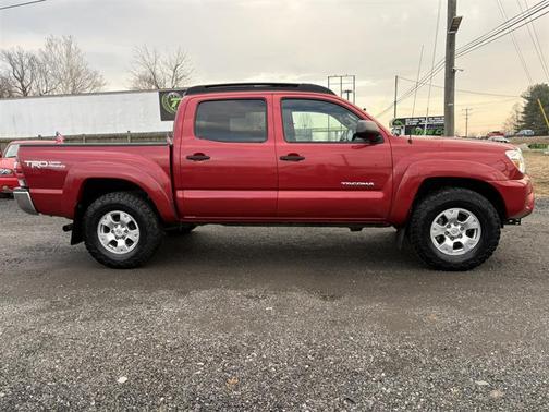 2013 Toyota Tacoma Base